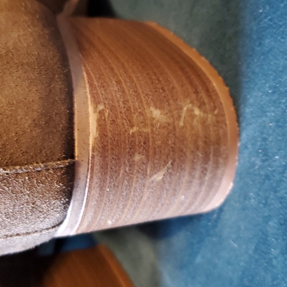 GAP Heeled Boots - Picture 7 of 7